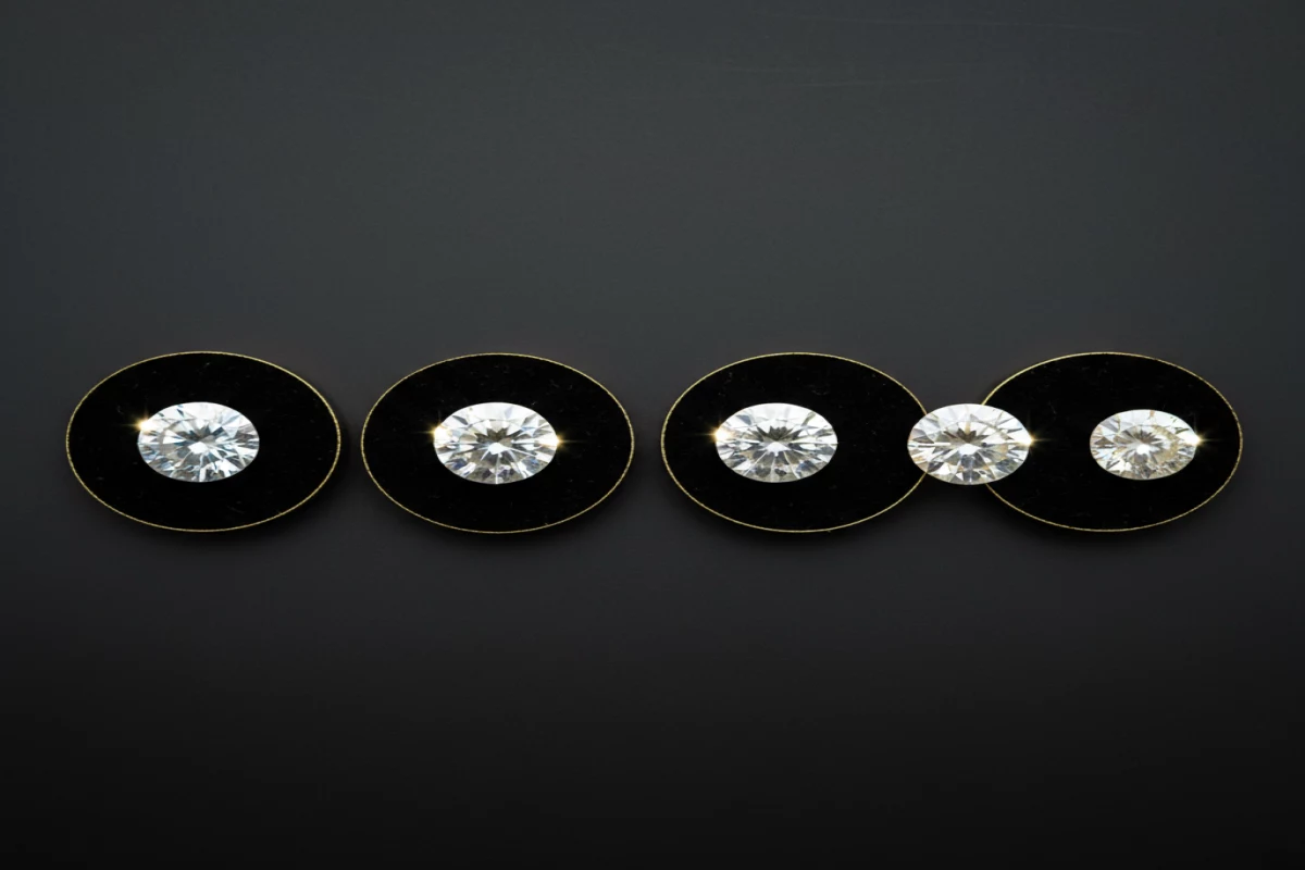 Color — détail diamant