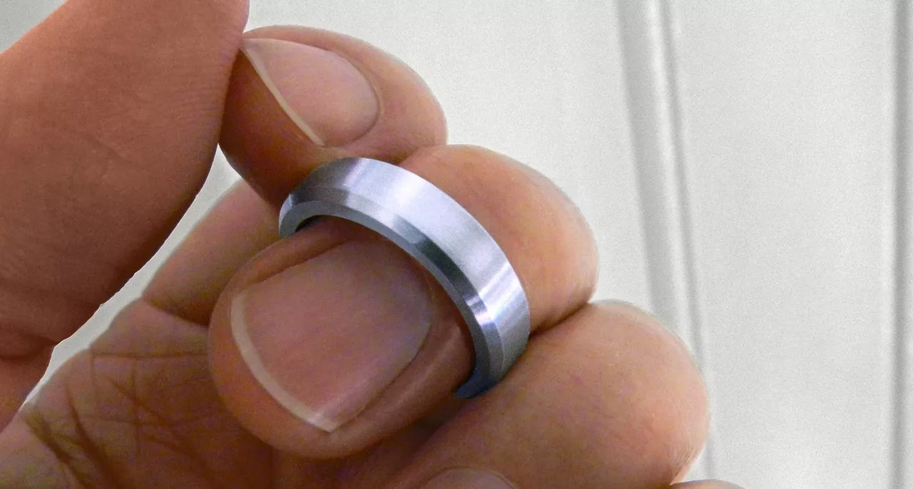 Bague rhodiée en argent